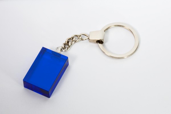 Schlüsselanhänger blauer Würfel
